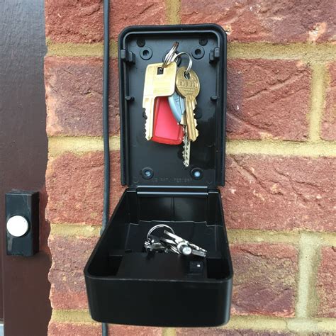 outside key boxes